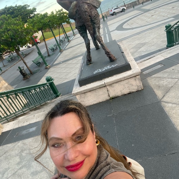 Meet your Posher, Maria - Picture 4 of 8